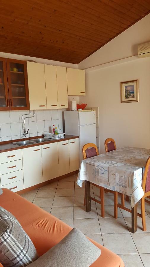 Anka Apartma Vinisce